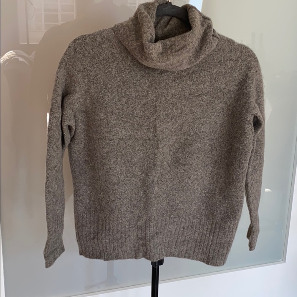 Aritzia Babaton Wool-Blend Turtleneck Sweater